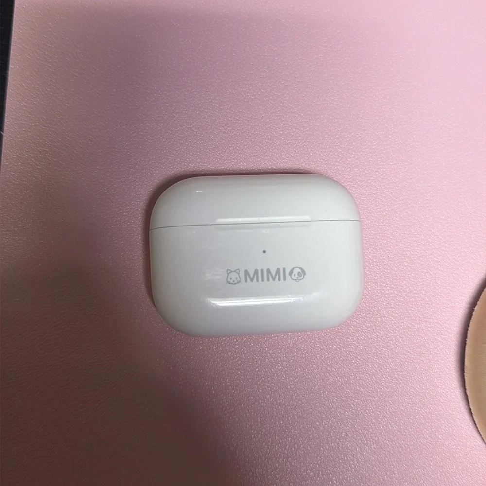 Apple Gen 1 AirPod pros - used.